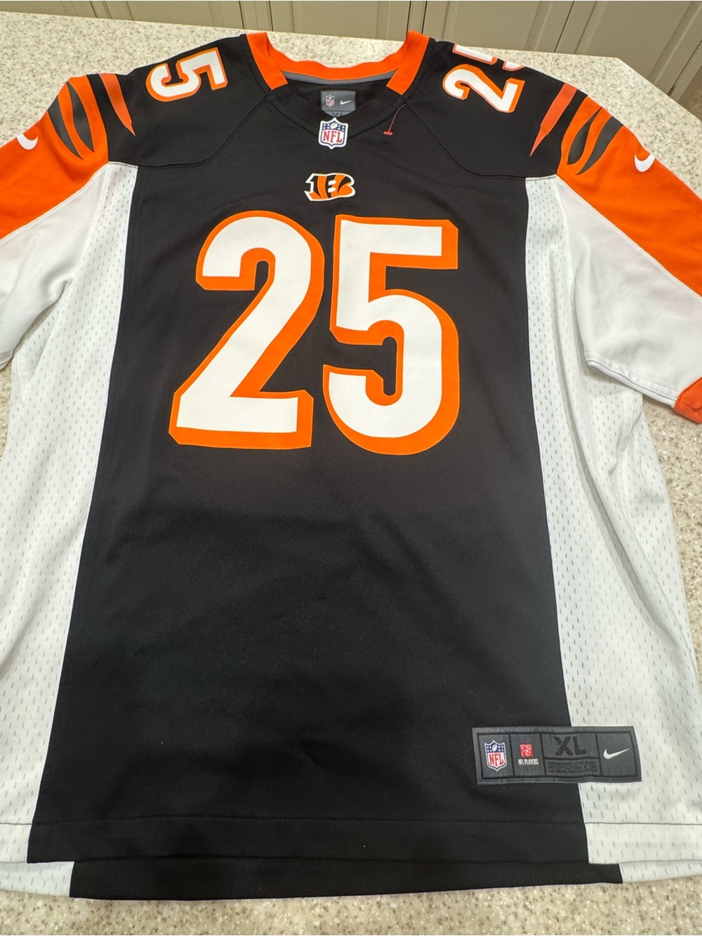 Nike NFL Cincinnati Bengals Giovani Bernard #25 Jersey - Men's XL (Black/Orange)